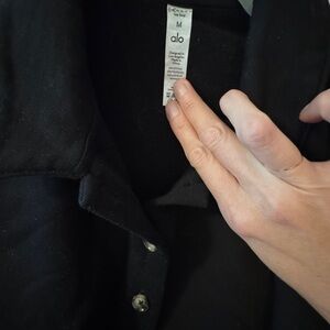 Alo Black Crop Athletic Long Sleeve